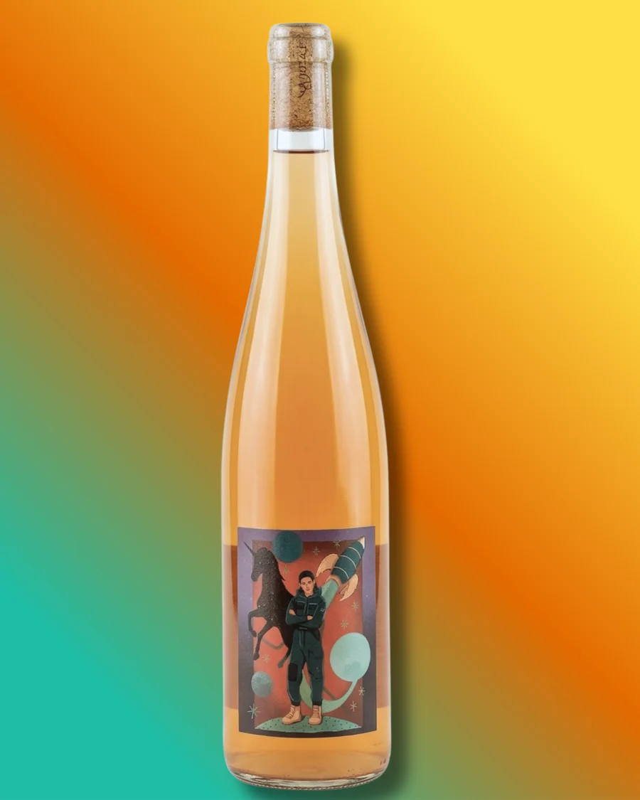 Captain Lucy Pinot Blanc white wine bottle